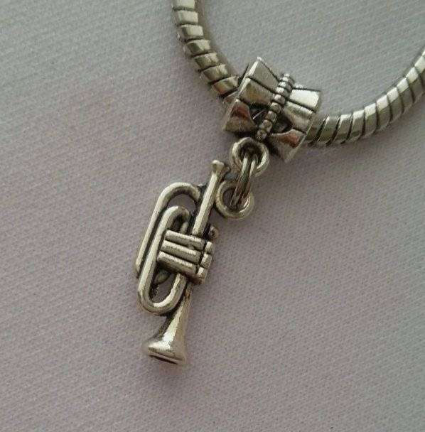 1Pcs Charm BEAD TRUMPET Fit European DIY Bracelet    C005