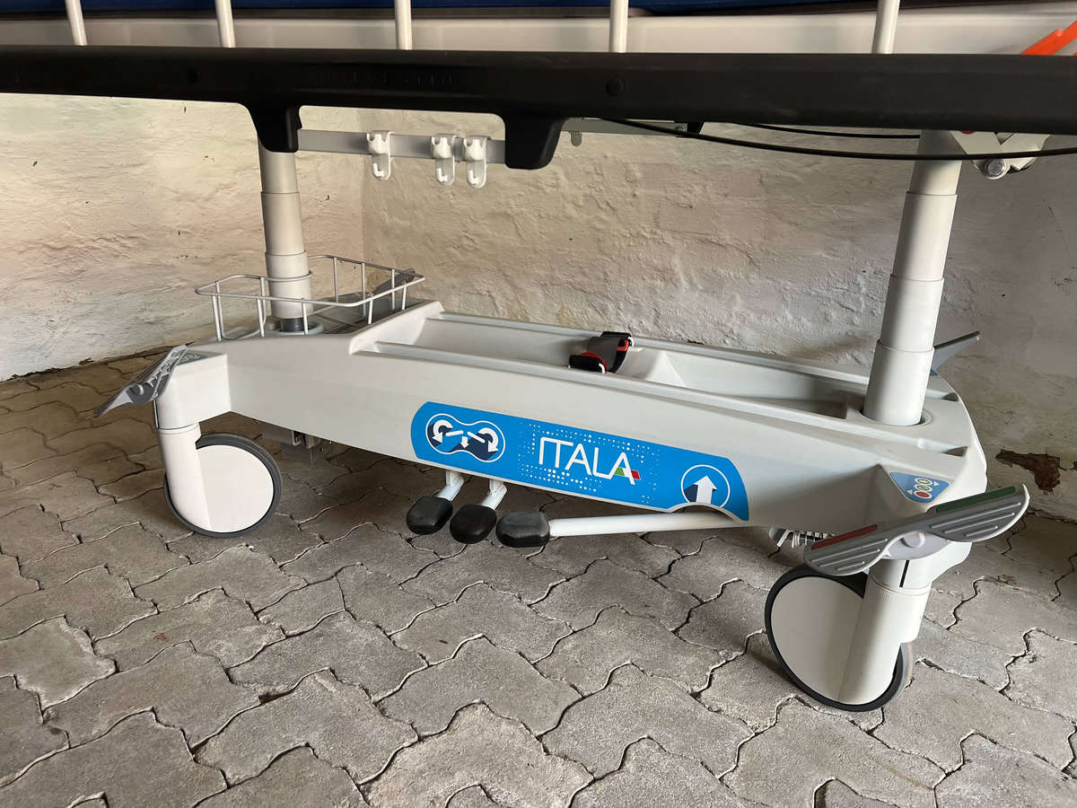 Malvestio ITALA Hydraulic Stretcher Made in Italy