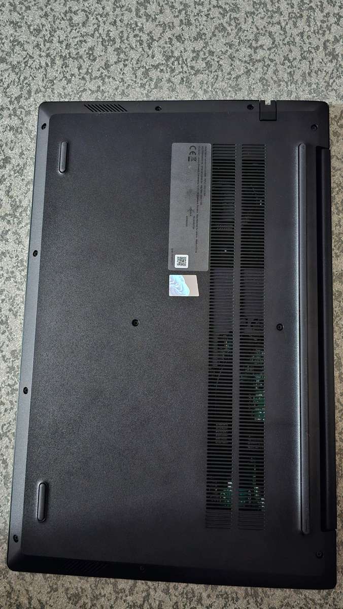 Lenovo V15 G4 AMN 15.6-inch FHD Laptop - AMD Ryzen 5 7520U 512GB SSD 8GB RAM Win 11 Home