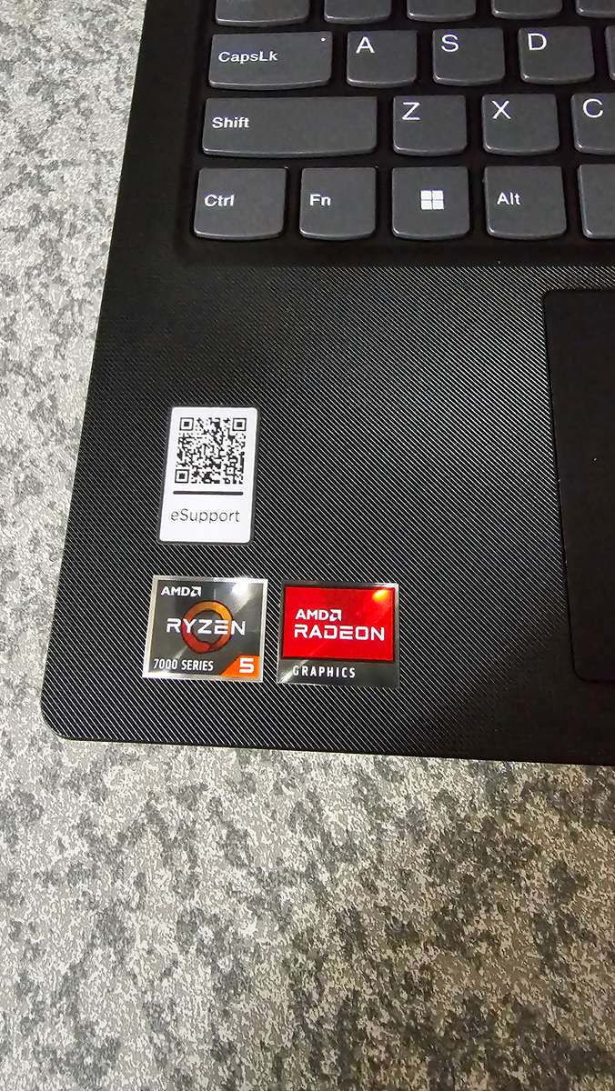 Lenovo V15 G4 AMN 15.6-inch FHD Laptop - AMD Ryzen 5 7520U 512GB SSD 8GB RAM Win 11 Home