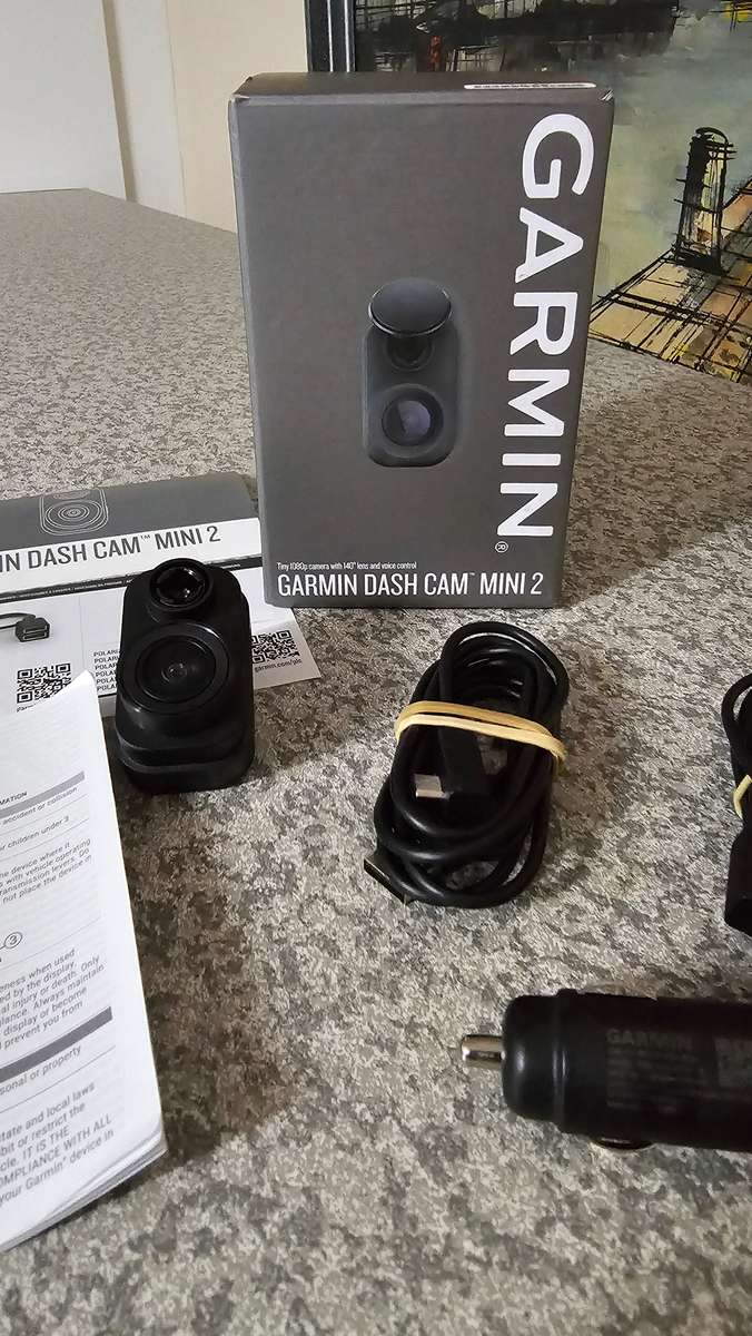 Garmin Dash Cam Mini 2