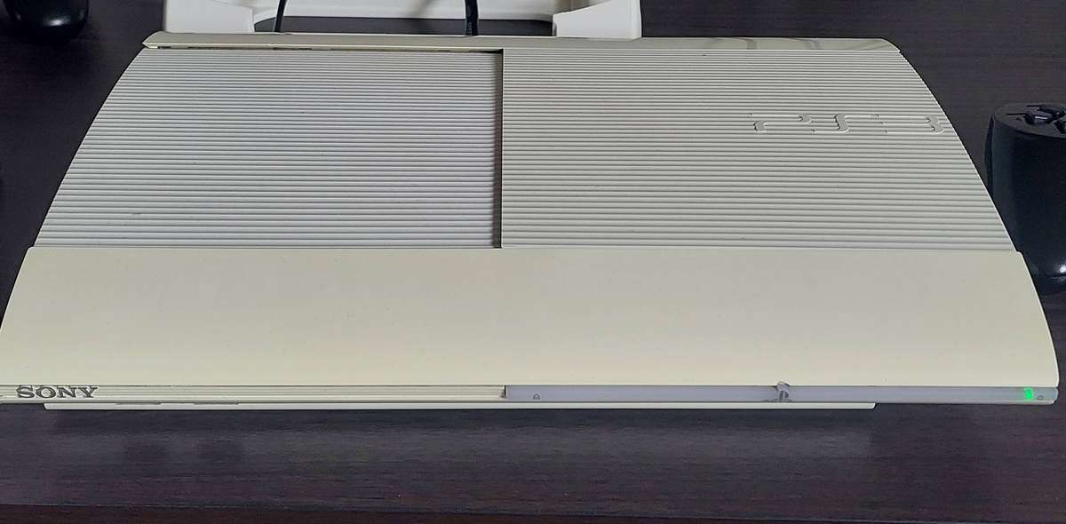 Super slim PS3 console bundle