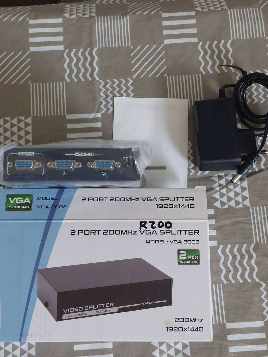 VGA splitter