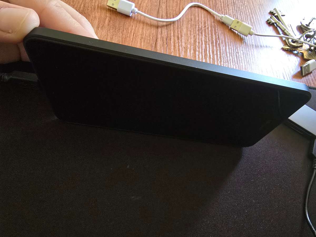 Nokia Lumia 640 XL Dual sim BRAND NEW NEVER BEEN USED BOX NOT INCLUDED!