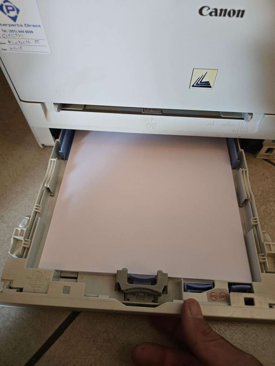 Canon image CLASS MF8350 Laser Printer still hase a bit  of ink is inworking condition!