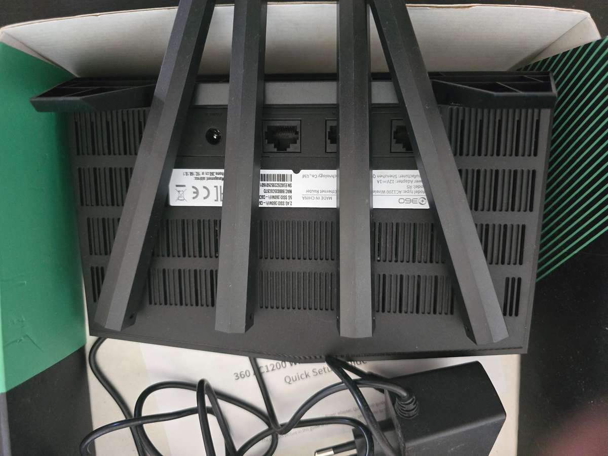 +360 AC1200 Wireless dual band router brand new old stock BARGAIN!