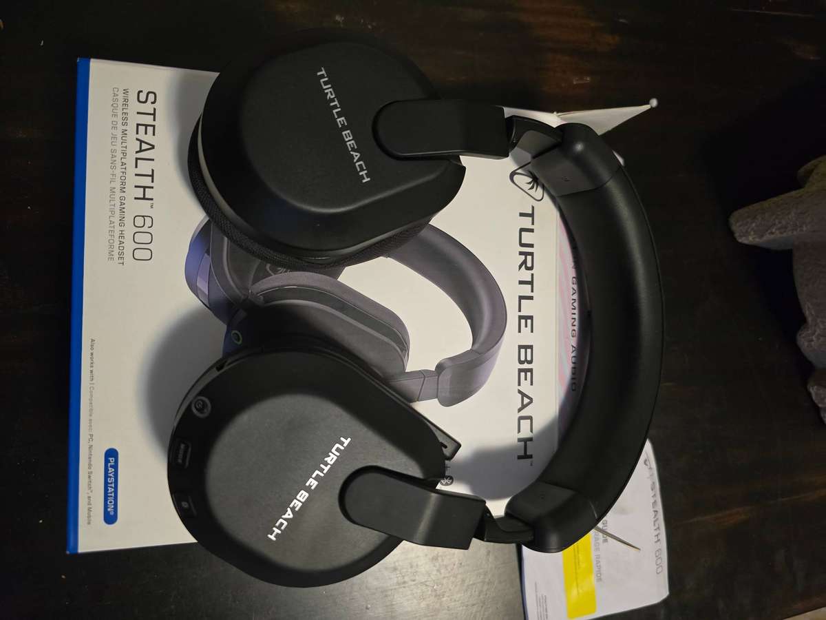 TURTLE BEACH STEALTH GEN3 (PLAYSTAION AND PC) BARGAIN LAST ONE!