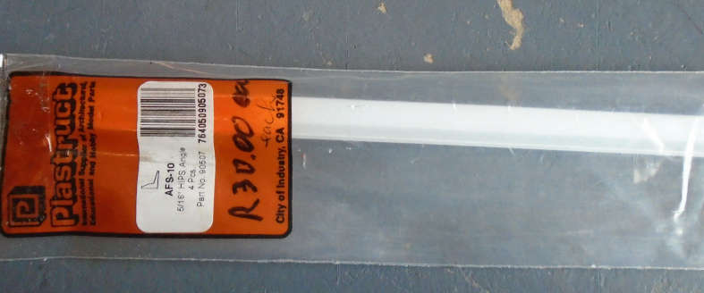 PLASTRUCT - 2 X 5/16" ANGLE, IN PKT, L - 615mm