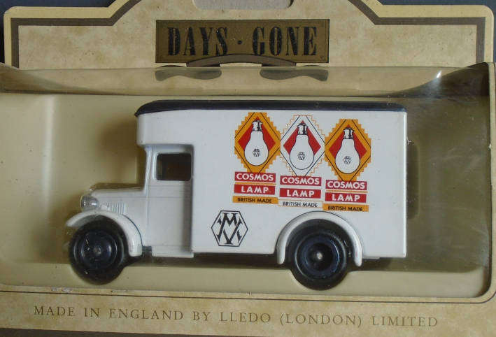 DAYS GONE - 1934 DENNIS PARCELS VAN, BOXED