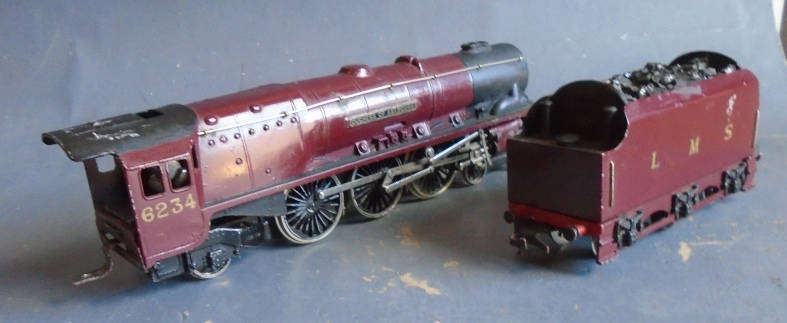 HORNBY DUBLO OO SCALE - 4-6-2 DUCHESS OF ABERCORN STEAM LOCO & TENDER
