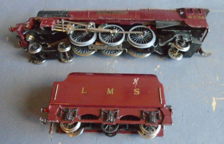 HORNBY DUBLO OO SCALE - 4-6-2 DUCHESS OF ABERCORN STEAM LOCO & TENDER