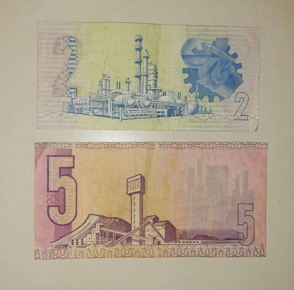 R5 and R2 Note