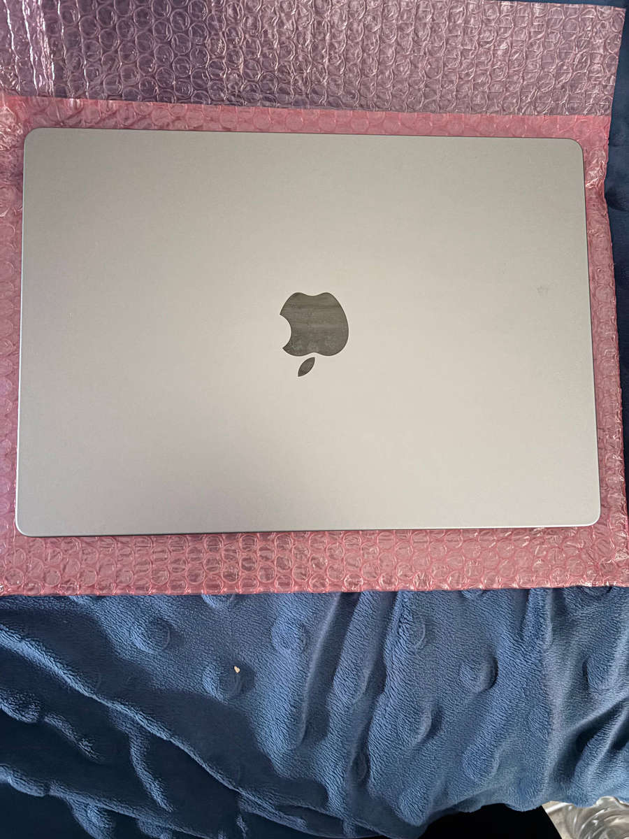 Apple MacBook Pro M1 14"