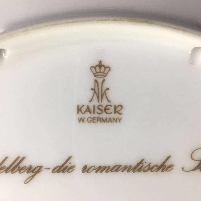 KAISER W. GERMANY CABINET / DISPLAY PLATE  ' Alte Bru"cke u Schloss '    24 cm. / 9 1 / 2 ins. dia.