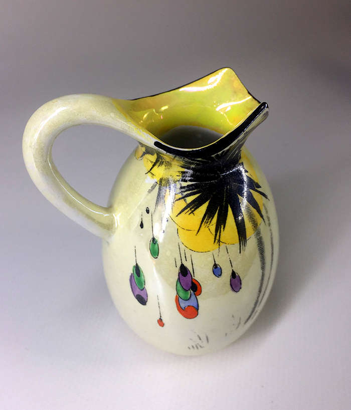 SHELLEY  set : vase 8548,  and jug 6576 ,  hand painted art deco design