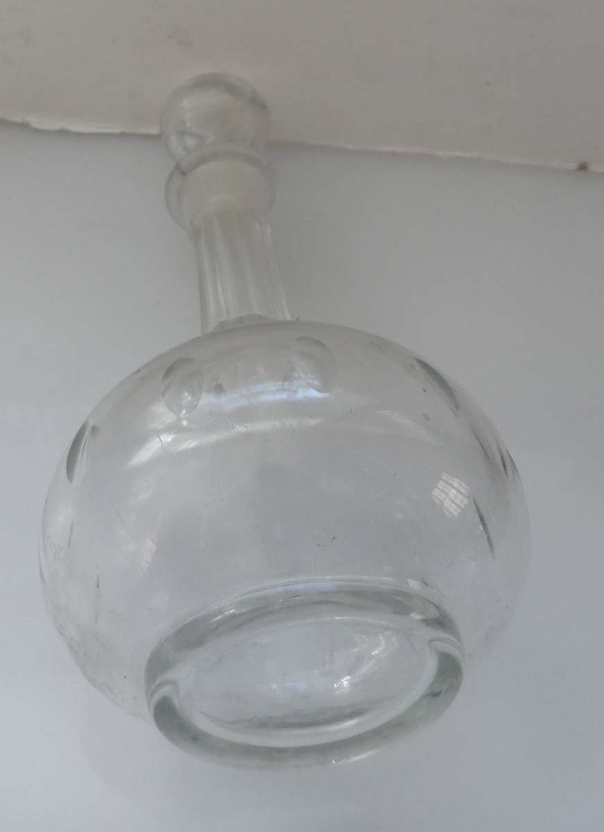 CUT GLASS CRYSTAL  STOPPERED , DECANTER