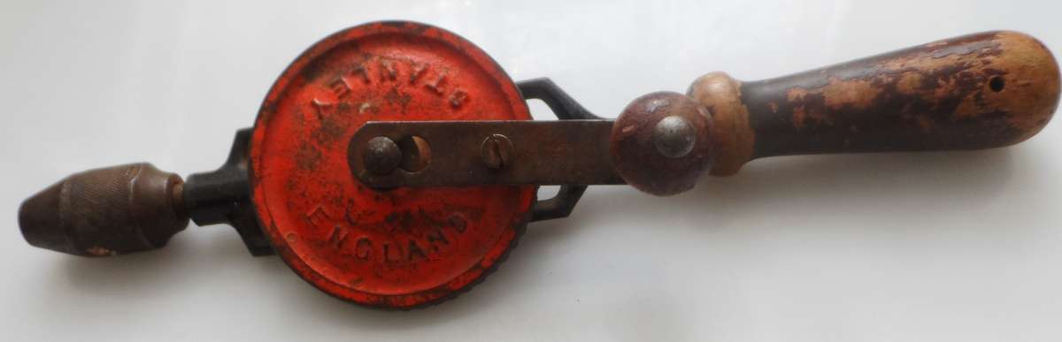 VINTAGE STANLEY  HAND BRACE   in good working order