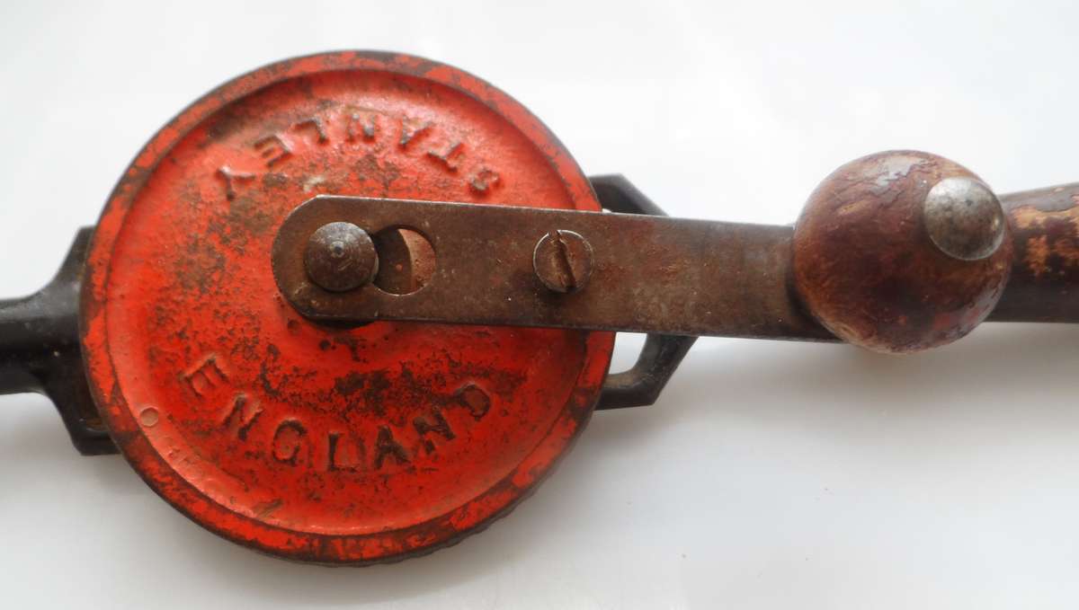 VINTAGE STANLEY  HAND BRACE   in good working order