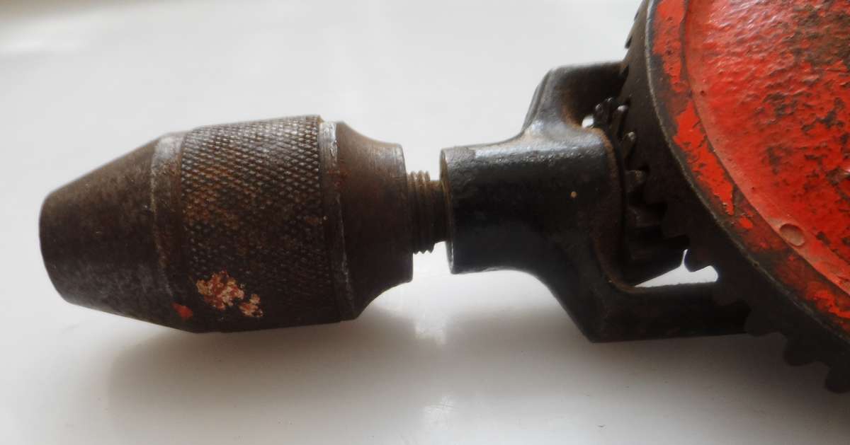 VINTAGE STANLEY  HAND BRACE   in good working order