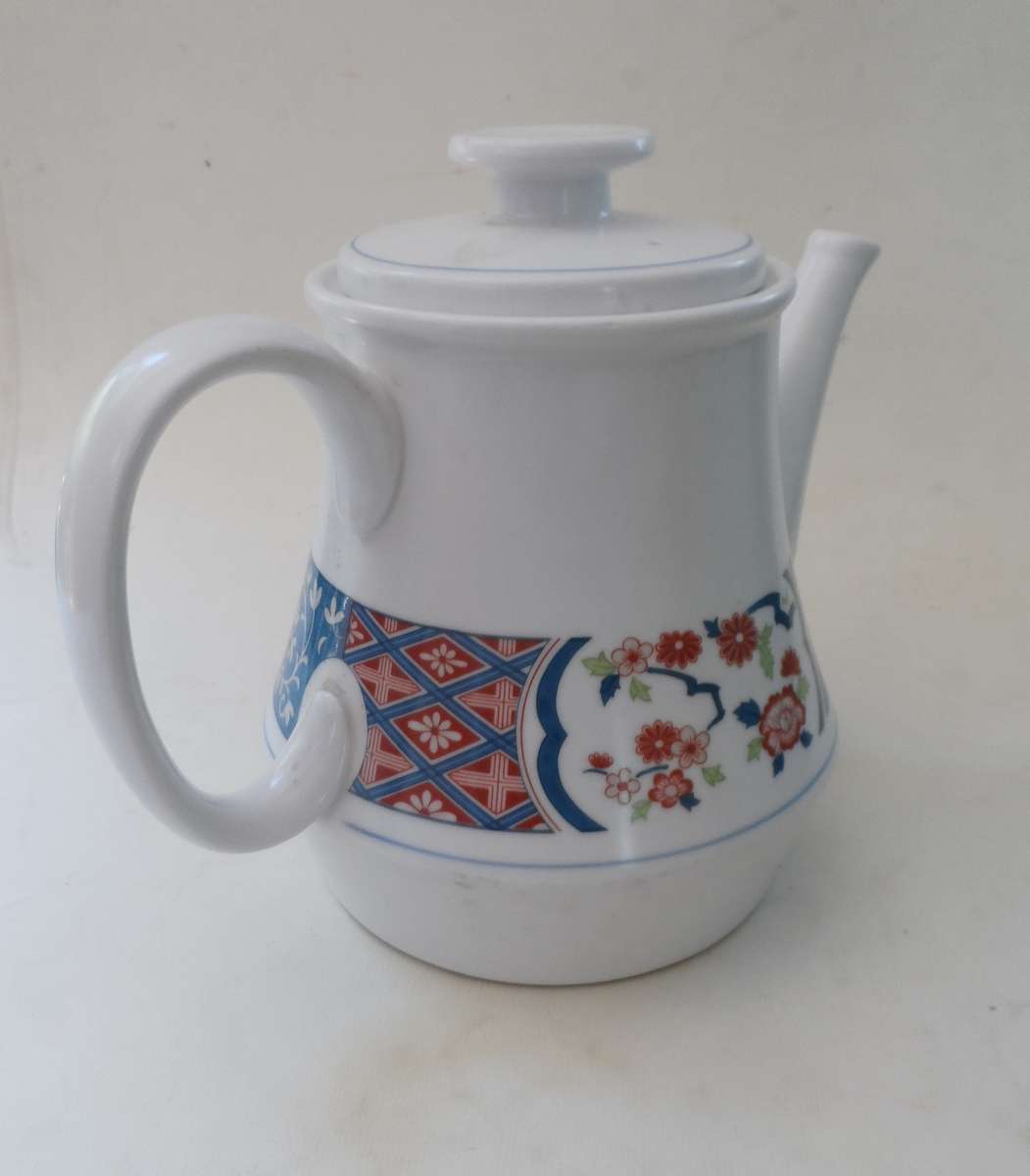 NORITAKE PROGRESSION CHINA ' MING GARDEN LIDDED TEA / COFFEE POT  No 9066.  REPLACEMENT ITEM