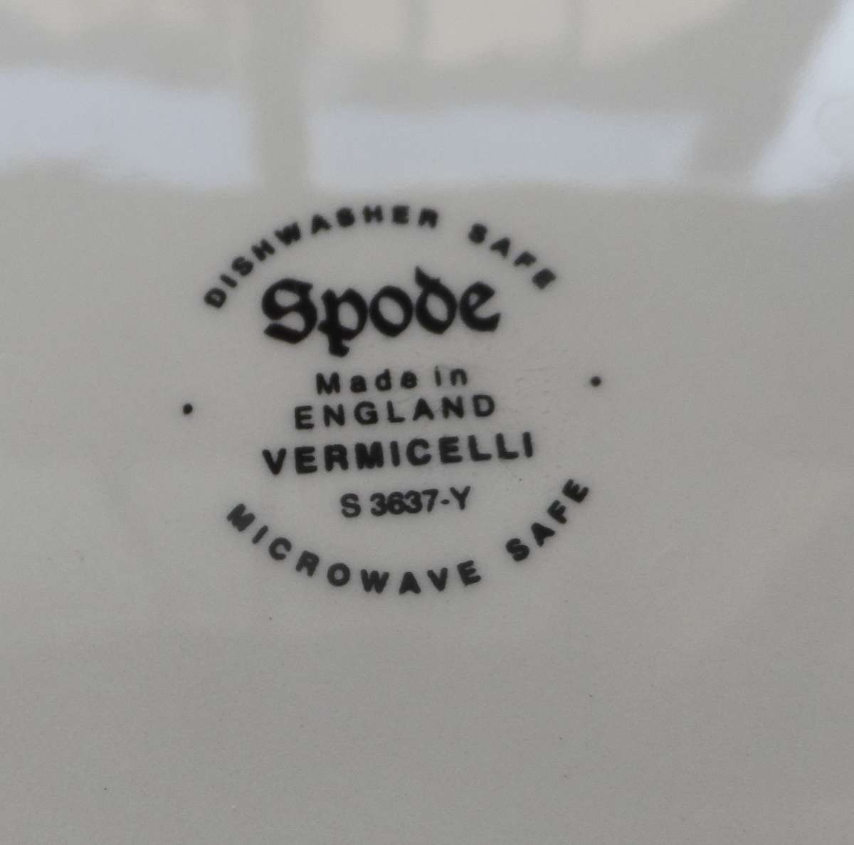 SPODE  ' VERMICELLI GREEN ' CHARGER PLATES , UNDER PLATES,  33cm. / 12 5/8 ins. diam.  6 available