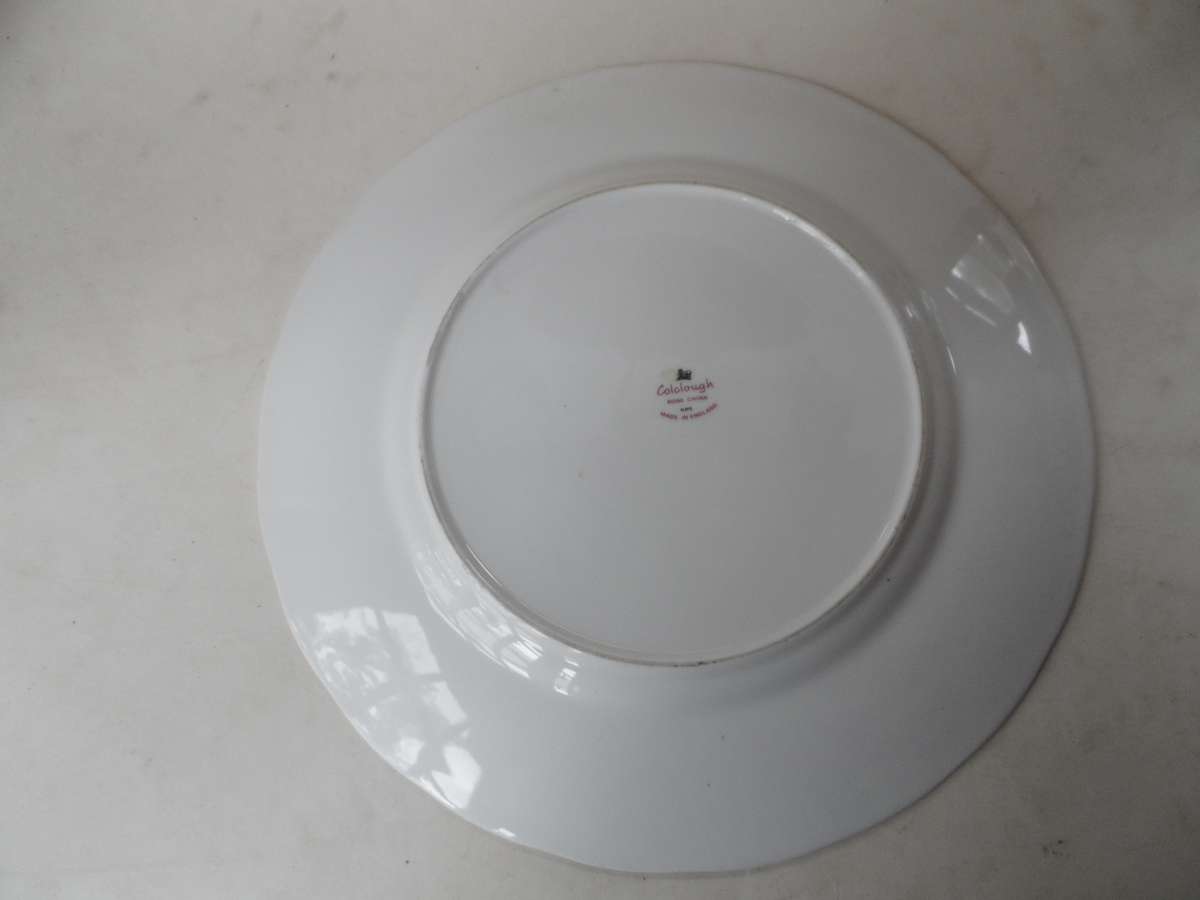 COLCLOUGH  LARGE SERVER / CAKE PLATE  Design  H875     27 cm. / 10 3/ 4 ins. diam.