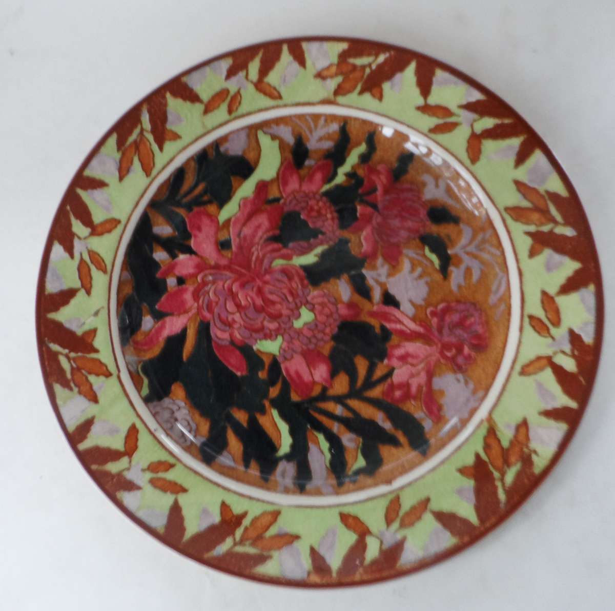 ROYAL DOULTON CABINET / DISPLAY, WALL  PLATE ' ' design No. D5207  -  8  26,5 cm. / 10 1/4 ins. diam
