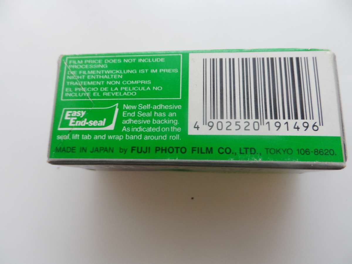 PROVIA FUJICHROME 100F , SUPER FINE GRAIN, DAYLIGHT,  RDP III  120  CR56/E6 EXPIRED FILM 2006-3