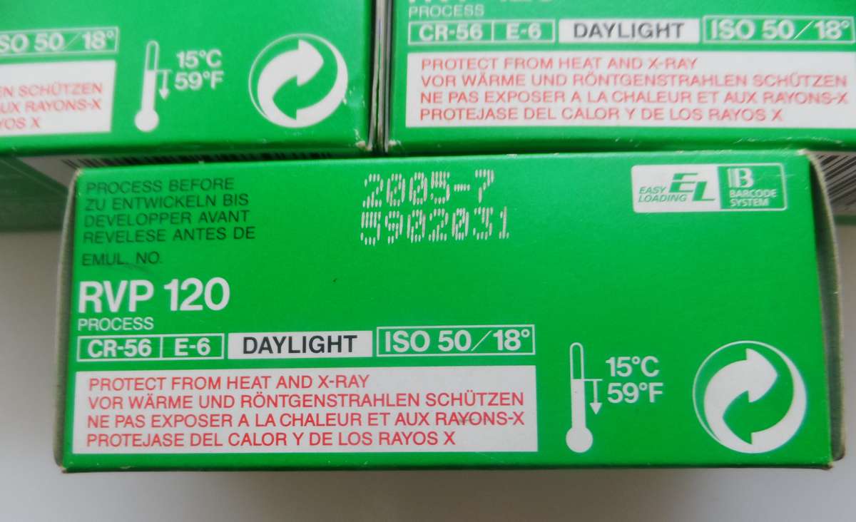 VELVIA  FUJICHROME 100F PROFESSIONAL  DAYLIGHT,  RVP 120  CR56/E6 EXPIRED FILM 2005/ 7   X 5  FILM