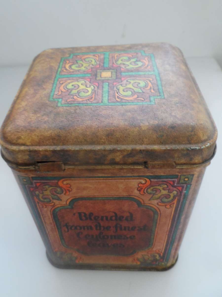 VINTAGE COLLECTIBLE , GOLDEN LEAF TEA ,  LIDDED STORAGE TIN