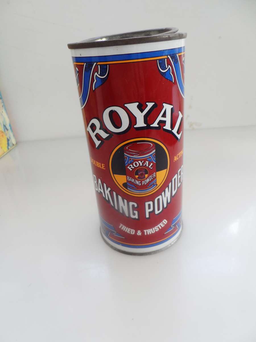 VINTAGE COLLECTIBLE , NABISCO, ROYAL BAKING POWDER  STORAGE TIN ( 500grm. ).