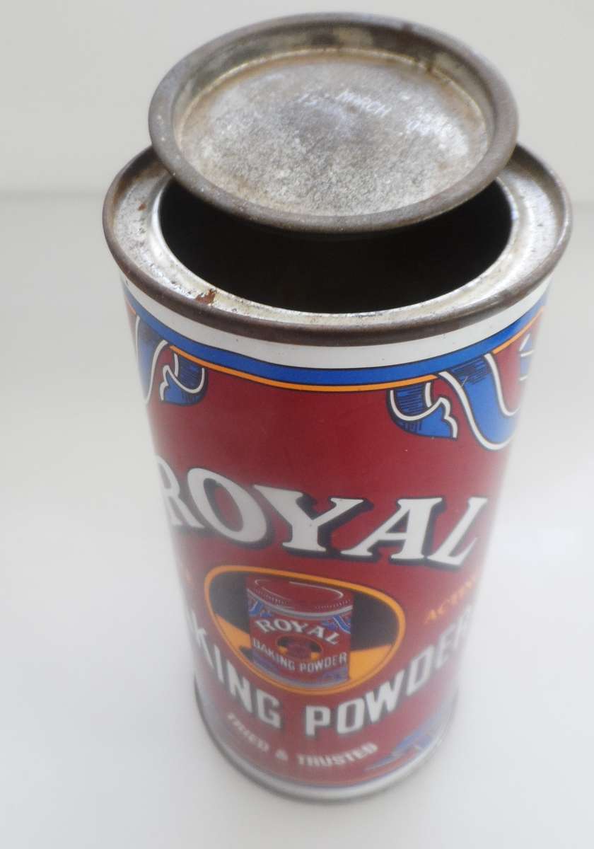 VINTAGE COLLECTIBLE , NABISCO, ROYAL BAKING POWDER  STORAGE TIN ( 500grm. ).