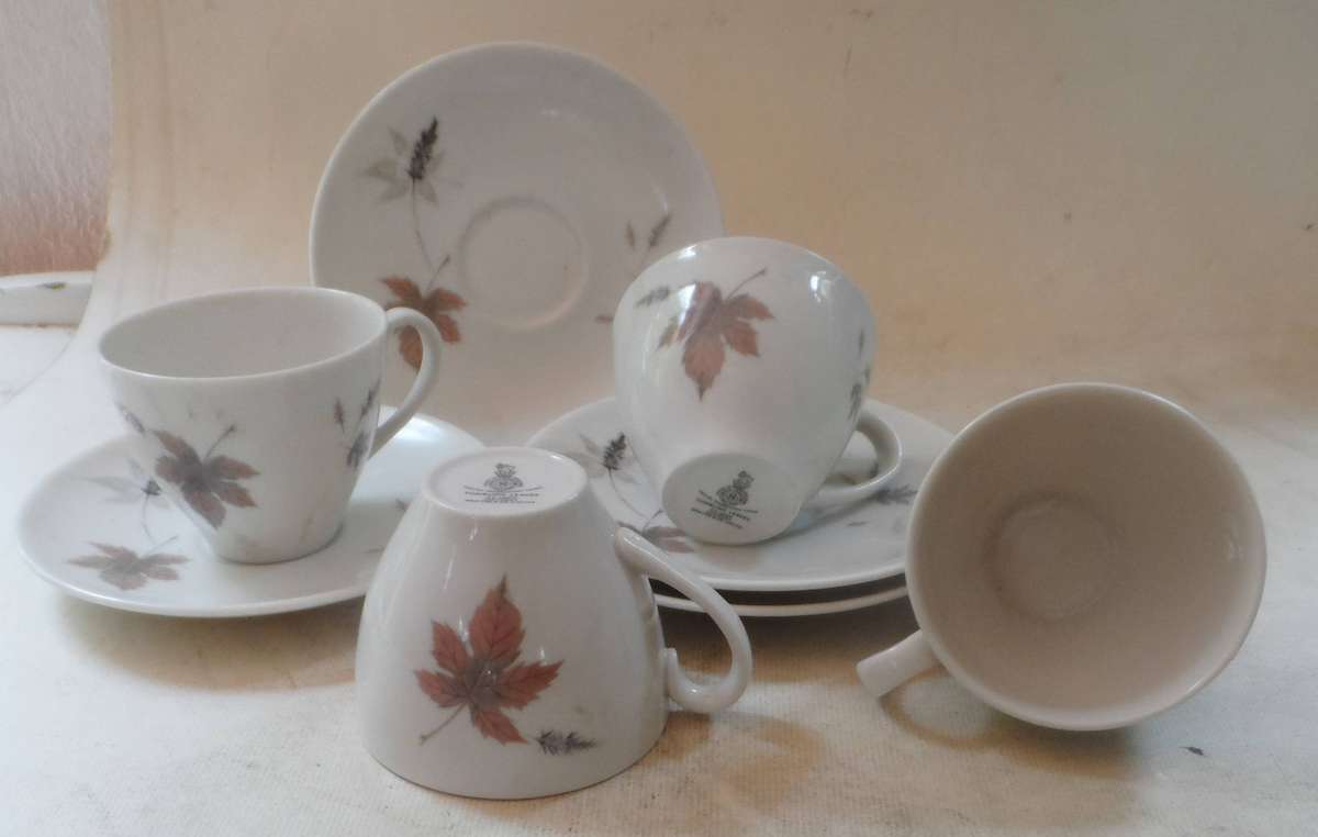 ROYAL DOULTON  SET OF 4  DEMITASSE  / ESPRESSO DUOS ' FALLING LEAVES ' PATTERN