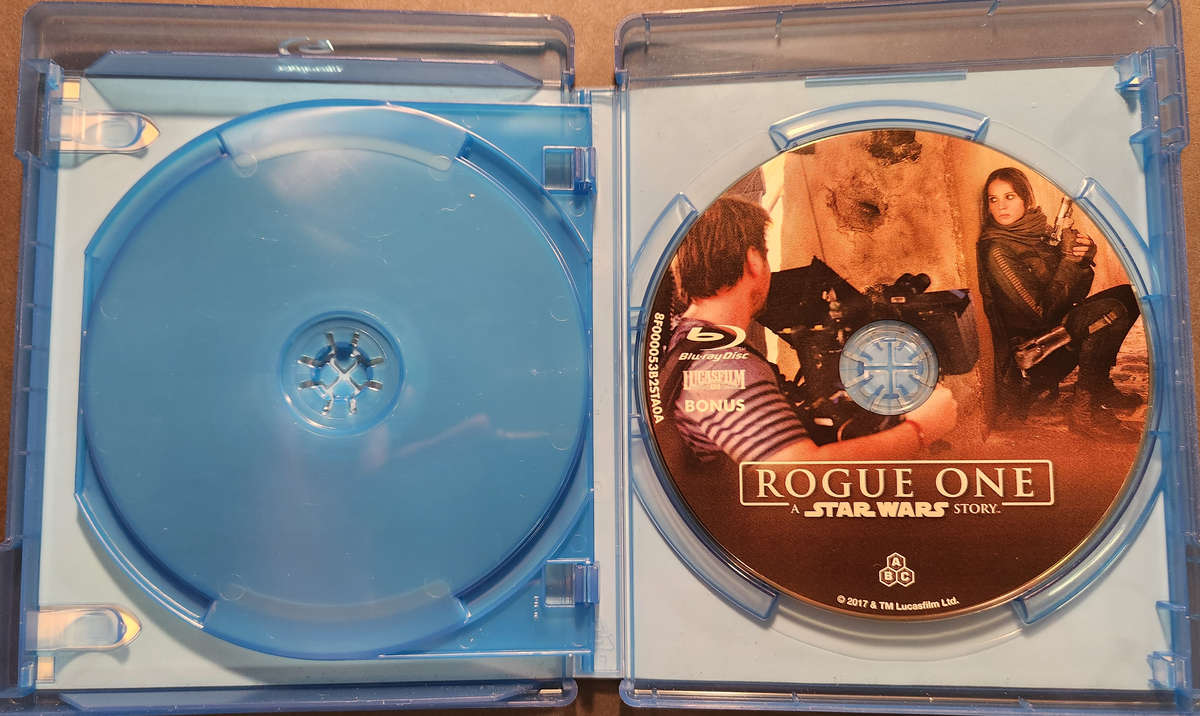 Rogue One - A Star Wars Story (2 Discs) (Blu Ray)