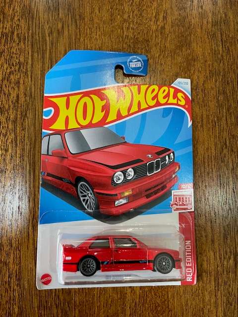 SCARCE !!! - Hotwheels '92 BMW M3 (Red edition)