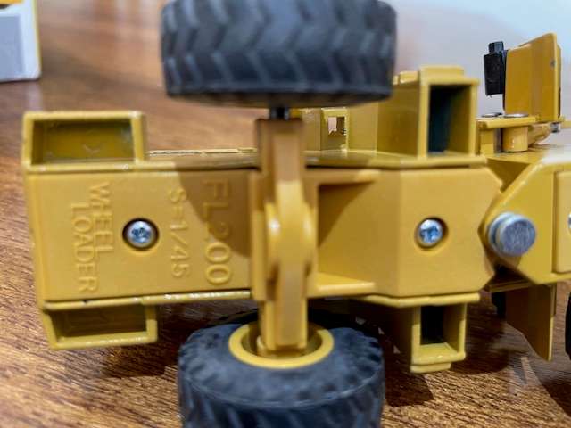 Furukawa FL200-1 Wheel Loader Model 1:50 scale