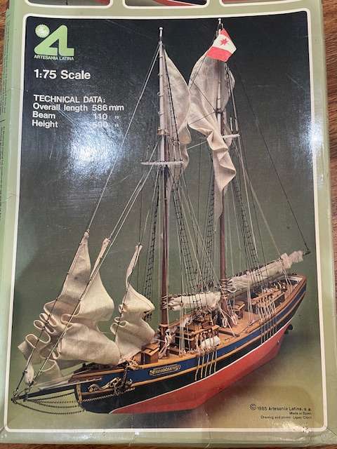 ARTESANIA LATINA 1:75 SCALE BLUENOSE-II MODEL KIT