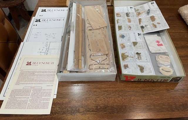 ARTESANIA LATINA 1:75 SCALE BLUENOSE-II MODEL KIT