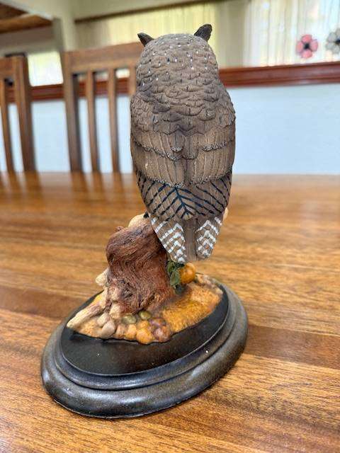 Whitefaced Owl figurine - Silkwoods of Knysna Trust