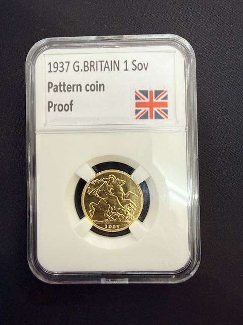 NOVELTY ITEM - 1937 British Full Sovereign - REPLICA NOT REAL GOLD