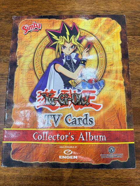 RARE - 1996 YU-GI-OH collectors album - 100% complete in case