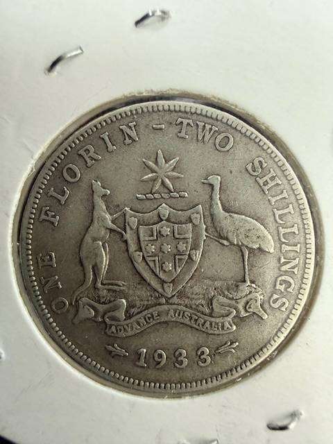 *SILVER SALE* 1933 Australian 1 Florin - 2 Shilling