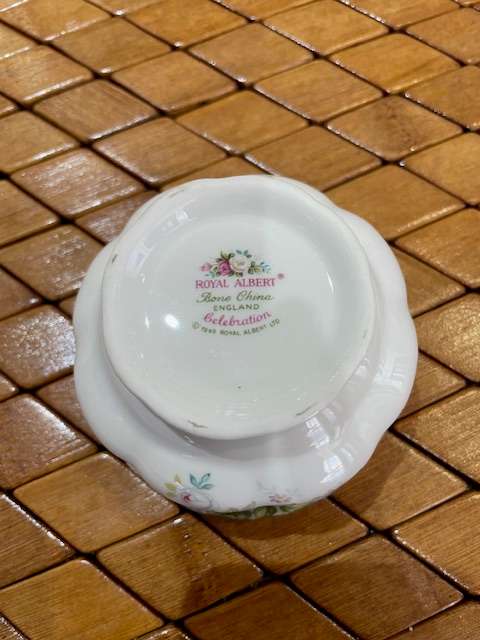 Royal Albert Celebration Sugar Bowl