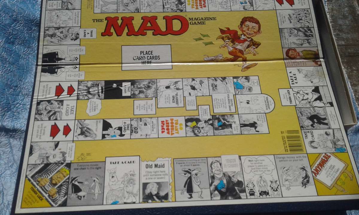 Mad Magazine Game.  Complete.