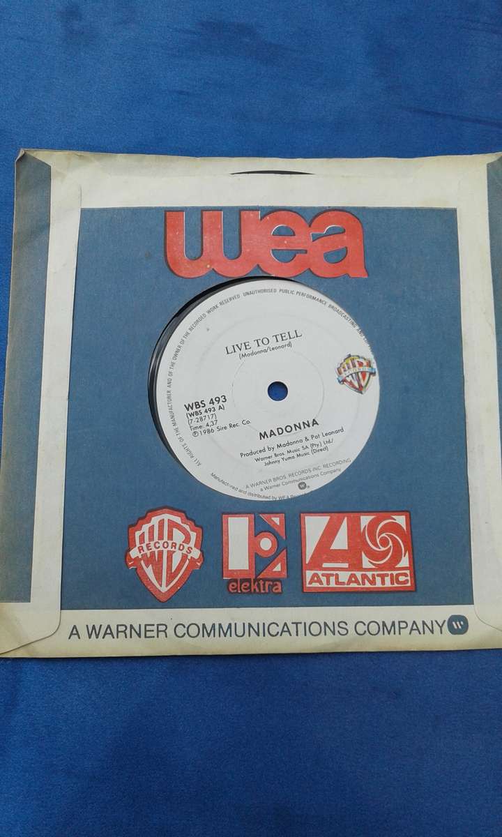 7" Single.  Vinyl.  Madonna.  Live to tell.  VG+ VG