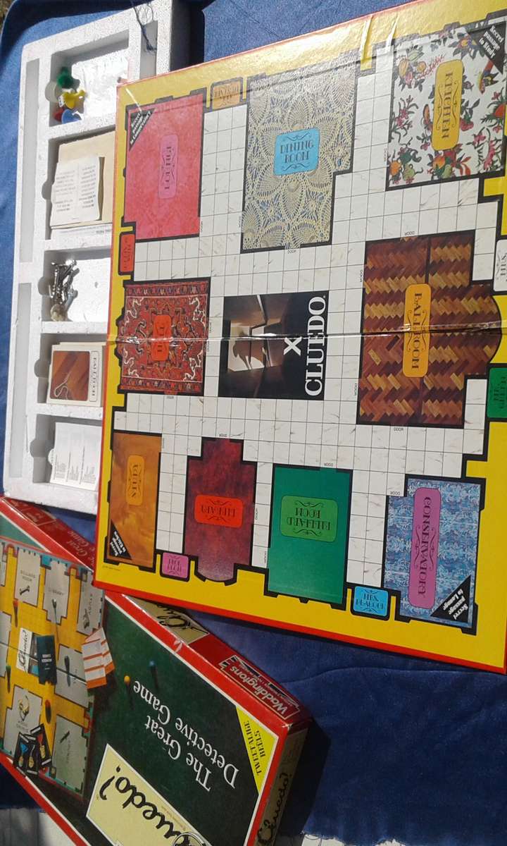 Cluedo The Great Detective Game.  Tweetalige Reels.  Waddingtons.  8-Adult.  Players 2-6.