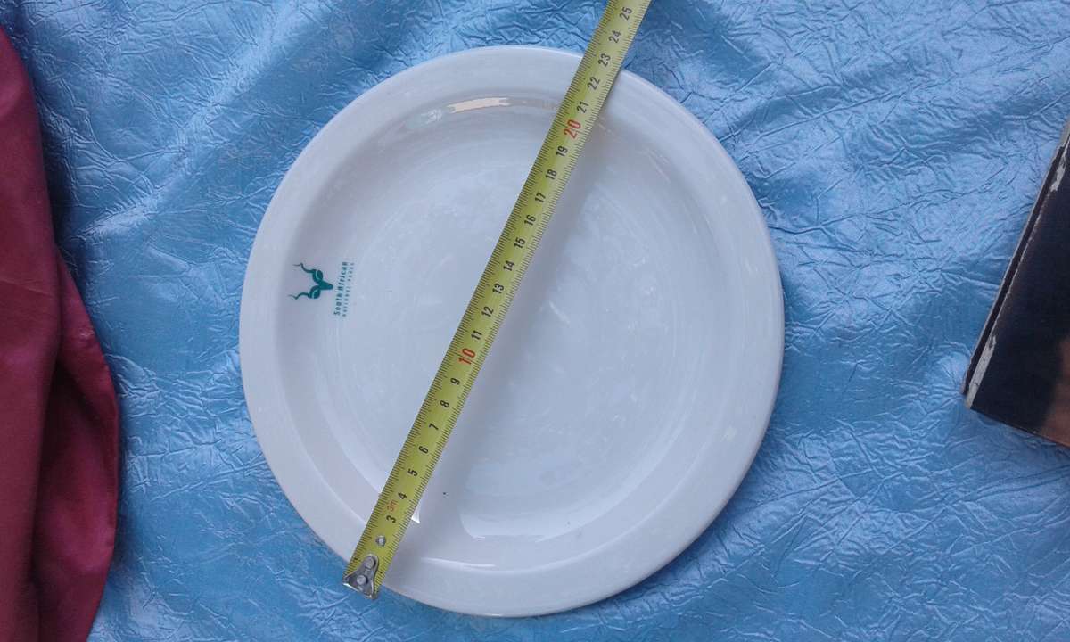 Set of six dinner plates.  National Parks.  Condition:  Very good.  No chips, cracks or repairs.