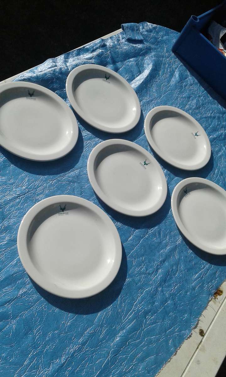 Set of six dinner plates.  National Parks.  Condition:  Very good.  No chips, cracks or repairs.