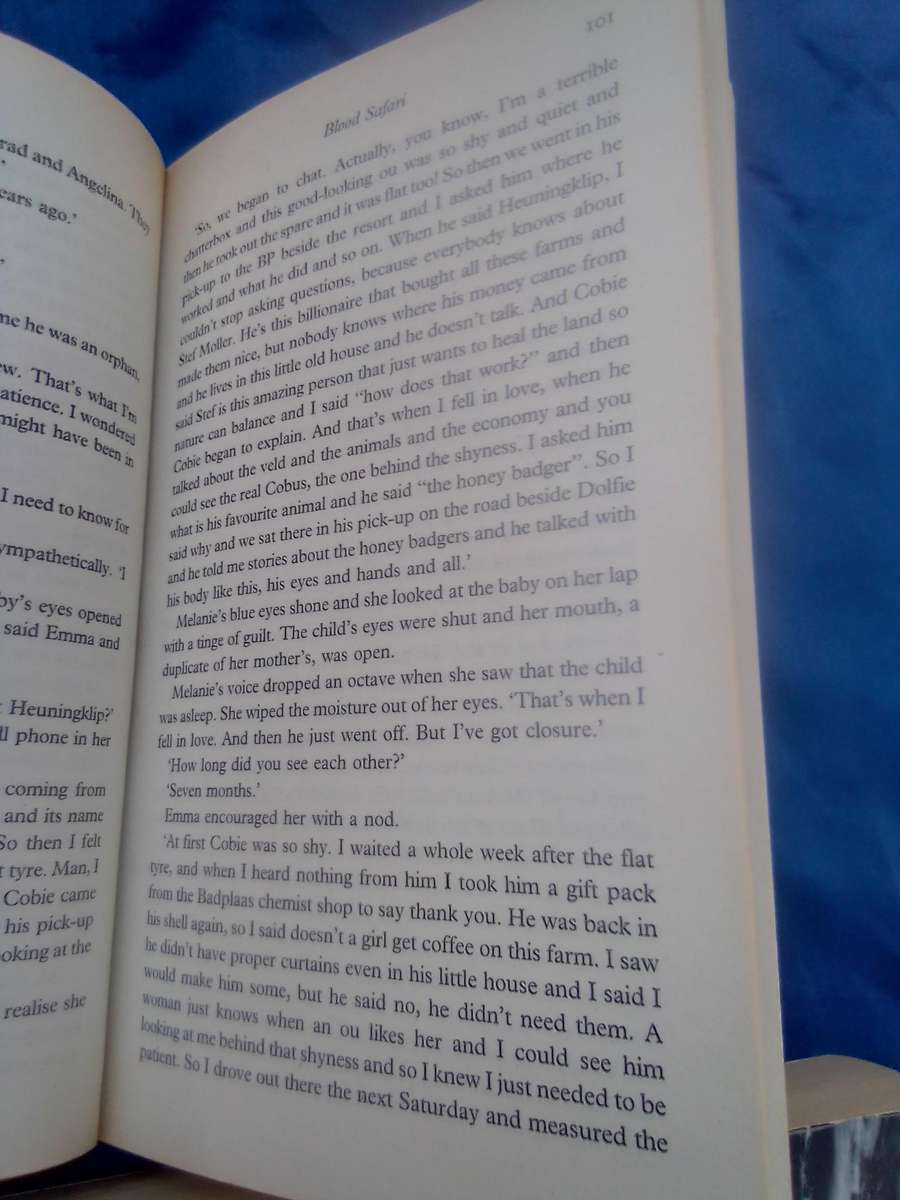 `Blood Safari"  Deon Meyer   Soft cover.