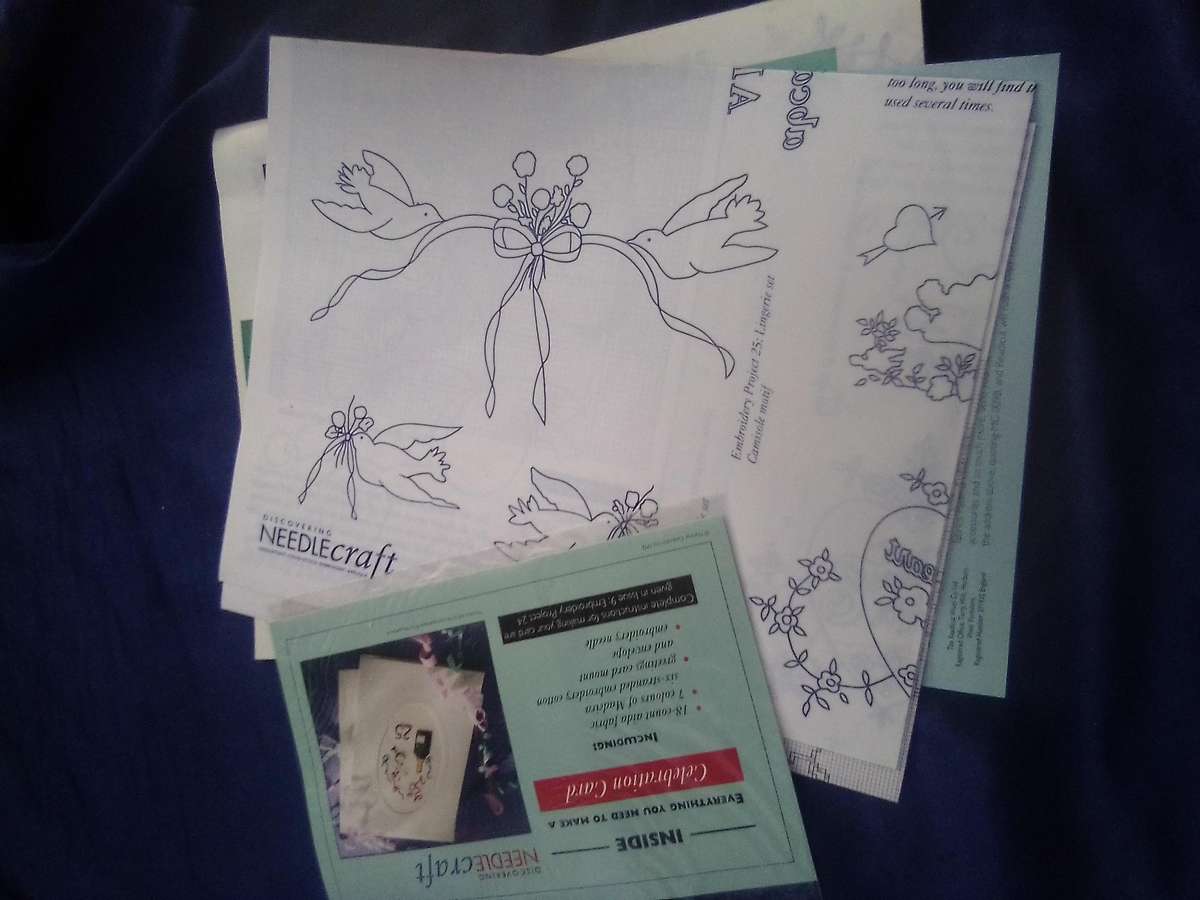 "Needlecraft 9" Craft magazine c/w pull-out pattern